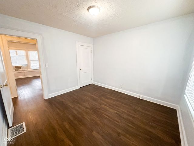 3702 N Kenwood Avenue, Indianapolis, IN 46208