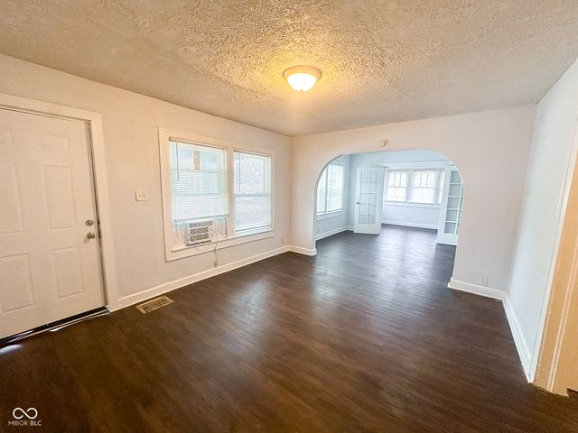 3702 N Kenwood Avenue, Indianapolis, IN 46208