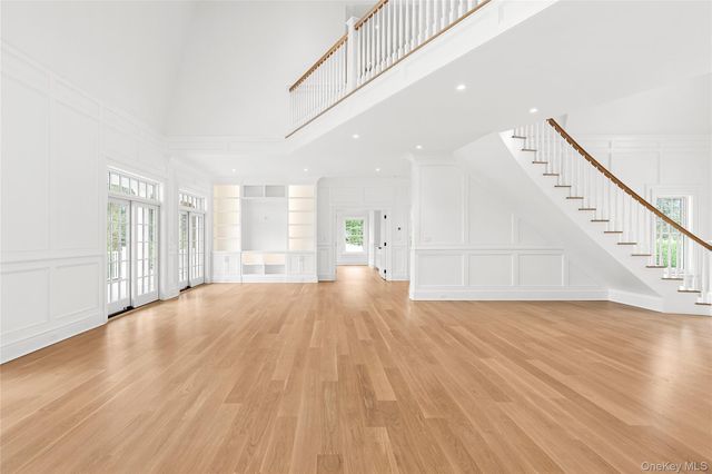 44 Club Lane, Remsenburg, NY 11960