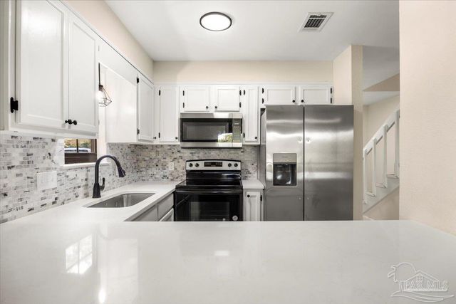 2028 Americus Ave 8, Pensacola, FL 32507