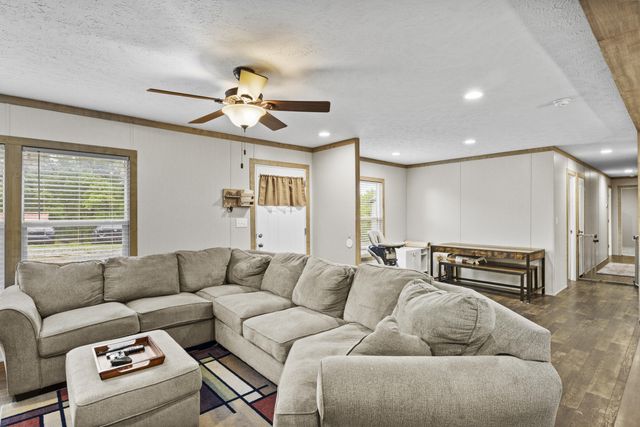 1380 Buntain School Road, Lawrenceburg, KY 40342