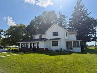 13698 Westbrook, Ackley, IA 50601