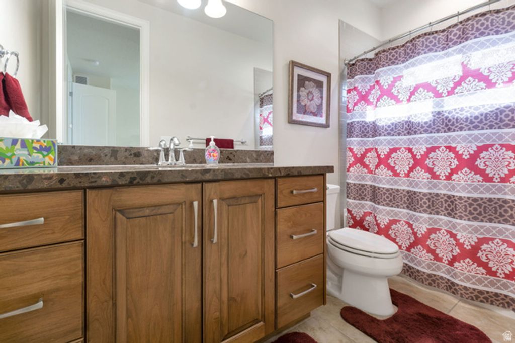 Image 20 of property listing at 2504 W MIDAS SIDE WAY, Riverton, UT 84065