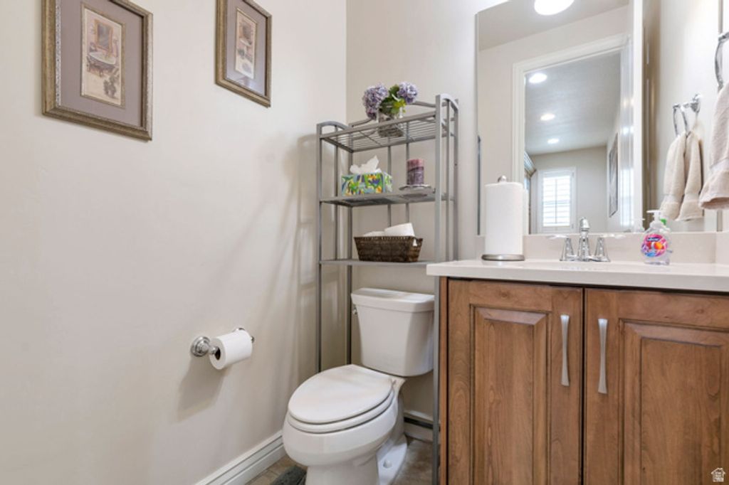 Image 21 of property listing at 2504 W MIDAS SIDE WAY, Riverton, UT 84065