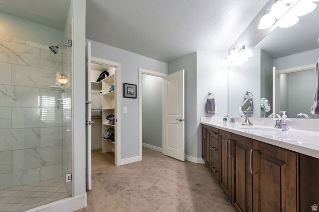 Image 28 of property listing at 2504 W MIDAS SIDE WAY, Riverton, UT 84065