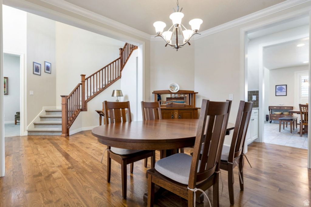 Image 6 of property listing at 2504 W MIDAS SIDE WAY, Riverton, UT 84065