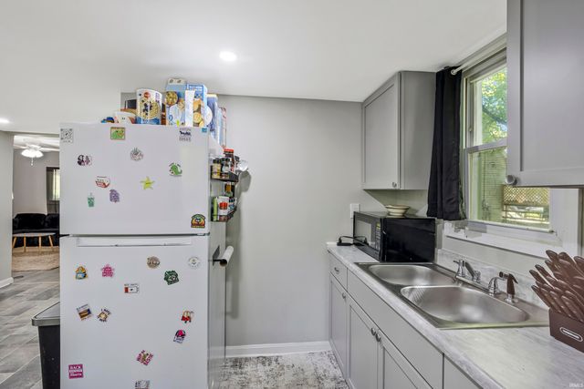 809 S Bosse Avenue, Evansville, IN 47712