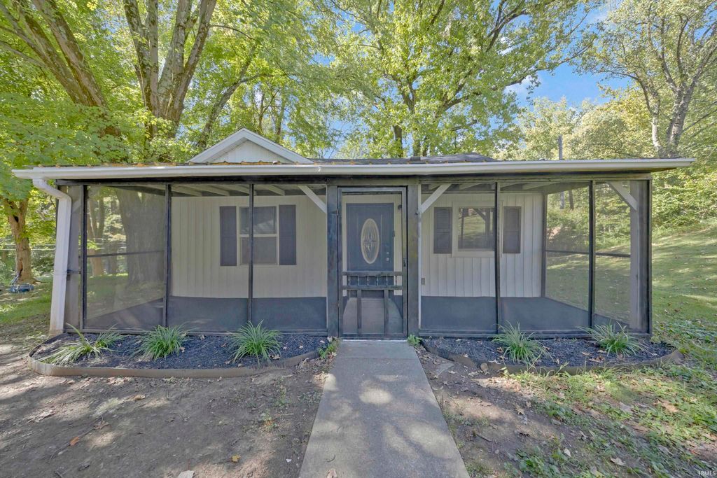 809 S Bosse Avenue, Evansville, IN 47712