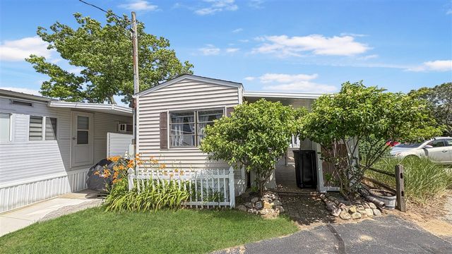 2250 Ottawa Beach Road 45, Holland, MI 49424