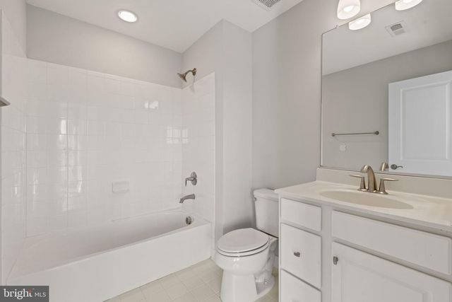 23041 CANYON OAK CT, Brambleton, VA 20148