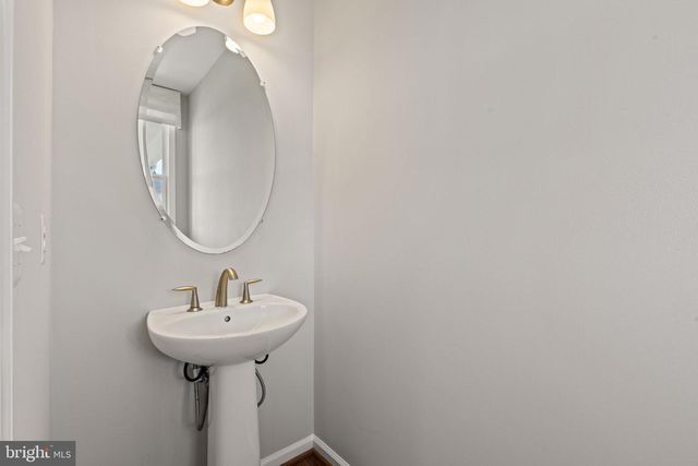 23041 CANYON OAK CT, Brambleton, VA 20148