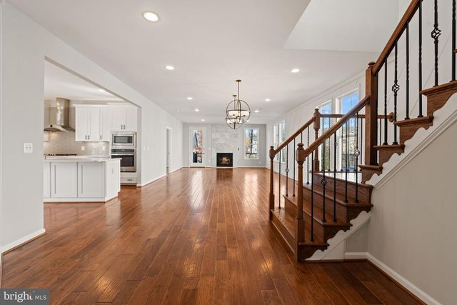 23041 CANYON OAK CT, Brambleton, VA 20148