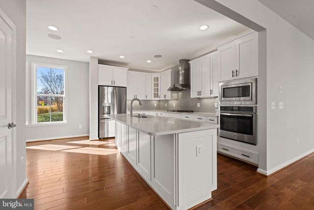 23041 CANYON OAK CT, Brambleton, VA 20148