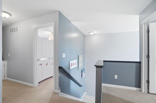 398 Hanton Way, Columbus, OH 43213