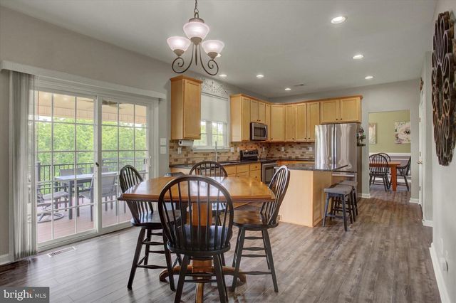 641 SHANNON DR N, Greencastle, PA 17225