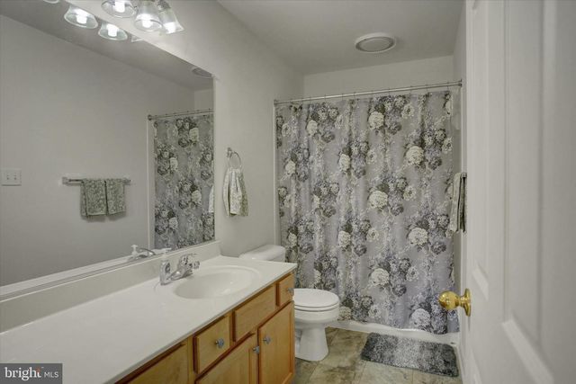 641 SHANNON DR N, Greencastle, PA 17225