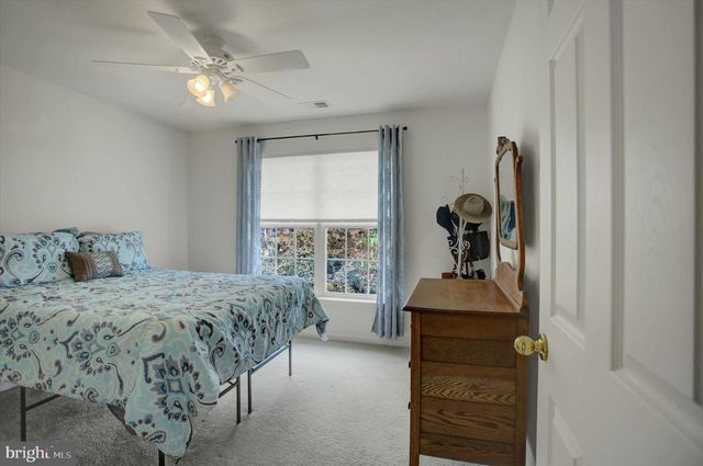 641 SHANNON DR N, Greencastle, PA 17225