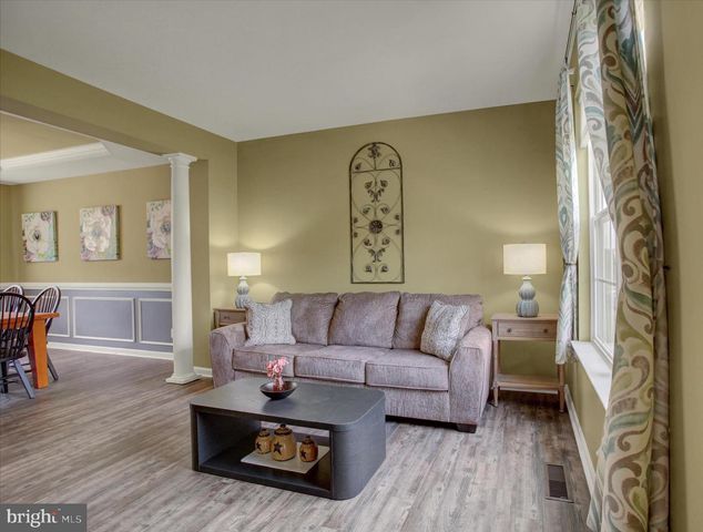 641 SHANNON DR N, Greencastle, PA 17225