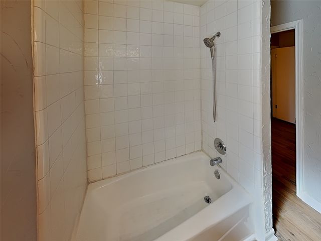 7224 Jewell Avenue, Fort Worth, TX 76112