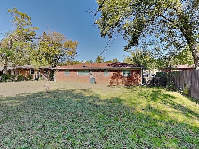 7224 Jewell Avenue, Fort Worth, TX 76112