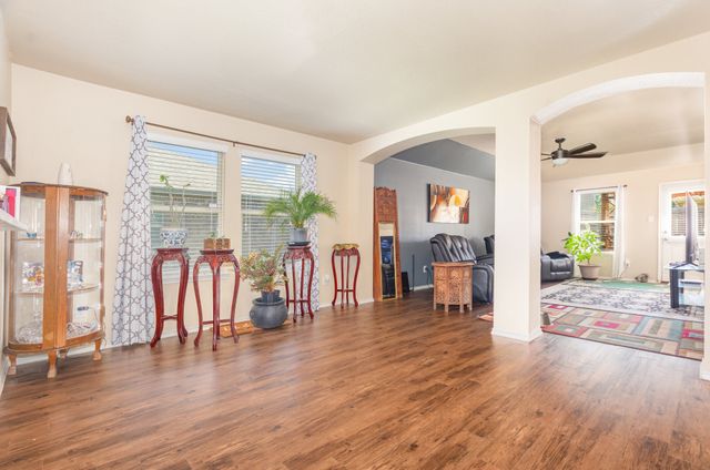 1509 Meadow Creek Drive, Princeton, TX 75407