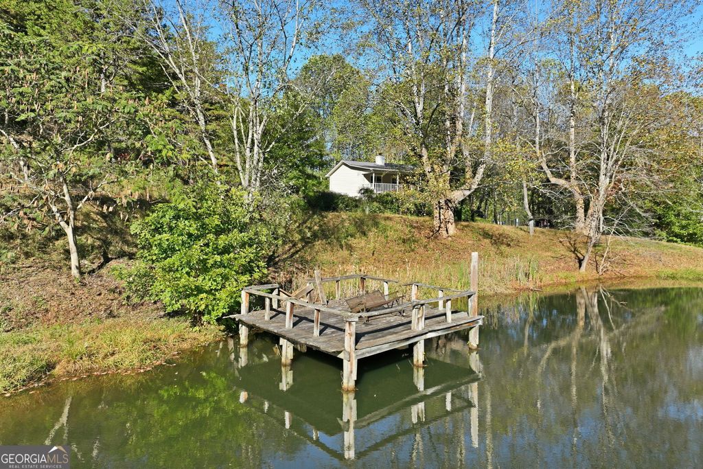 195 Green Valley Drive, Dahlonega, GA 30533