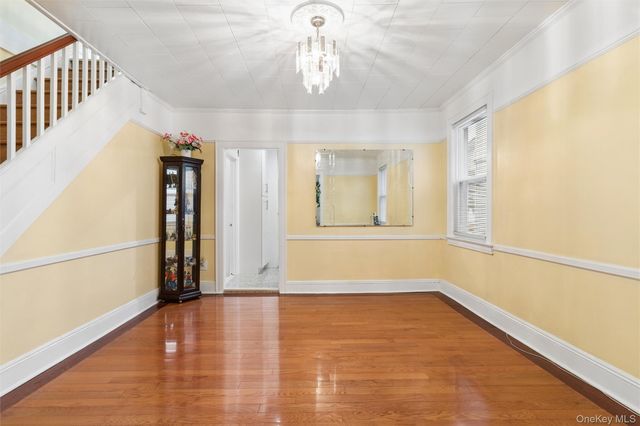 139-18 86th Avenue, Briarwood, NY 11435