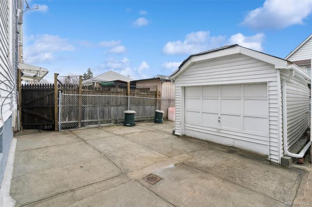 139-18 86th Avenue, Briarwood, NY 11435