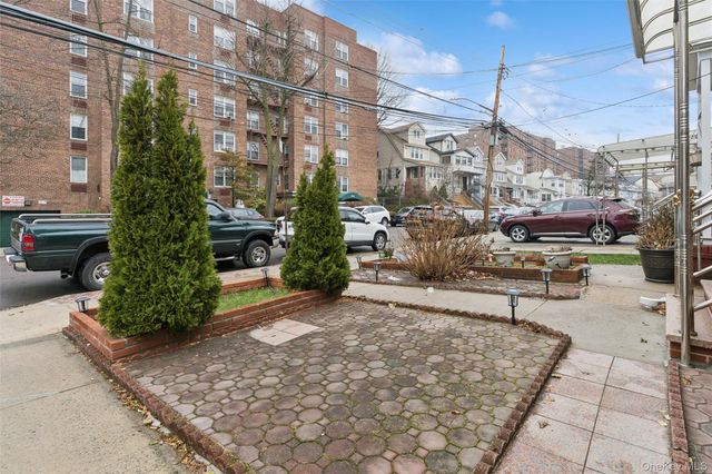 139-18 86th Avenue, Briarwood, NY 11435