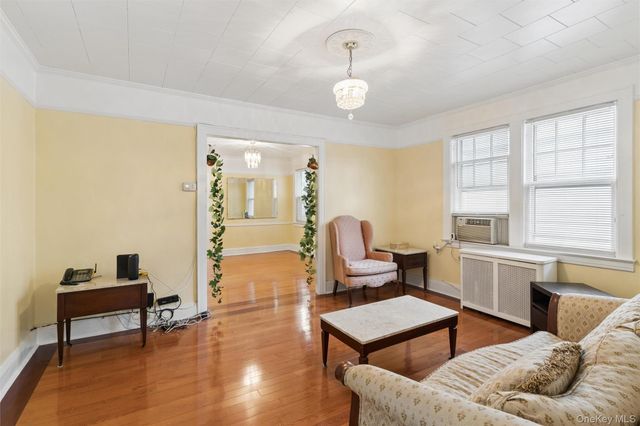 139-18 86th Avenue, Briarwood, NY 11435