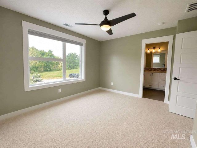 1634 S Oakland Ave, Boise, ID 83706