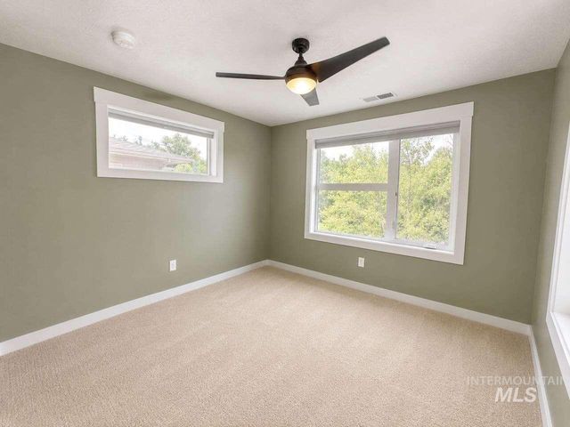 1634 S Oakland Ave, Boise, ID 83706