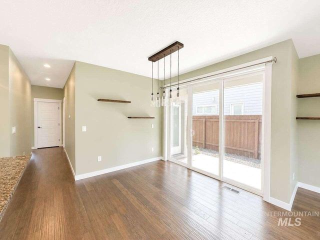 1634 S Oakland Ave, Boise, ID 83706
