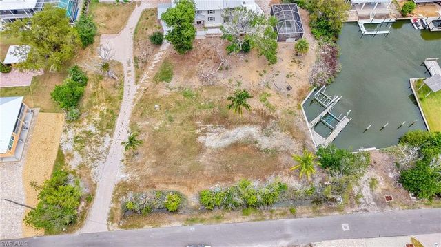 175 Bahia VIA, Fort Myers Beach, FL 33931