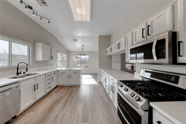 901 River Mountain Drive, Henderson, NV 89015