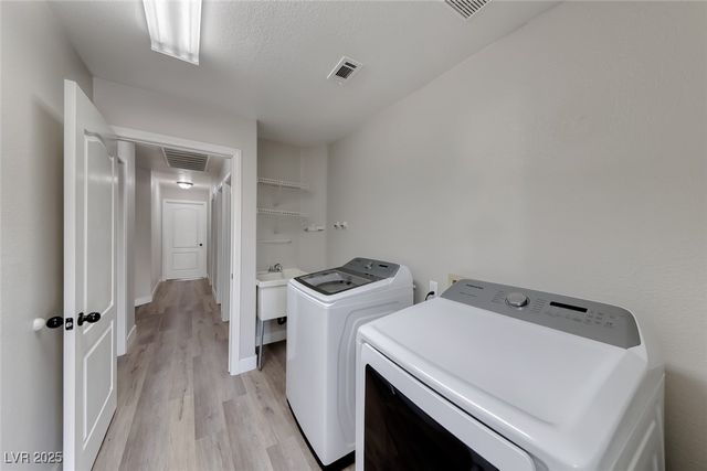 901 River Mountain Drive, Henderson, NV 89015