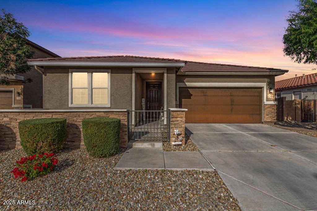 17584 W TONTO Street, Goodyear, AZ 85338