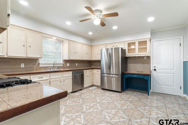 1114 W Camellia St, Tyler, TX 75701