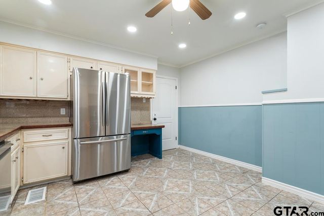 1114 W Camellia St, Tyler, TX 75701