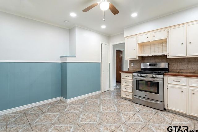 1114 W Camellia St, Tyler, TX 75701