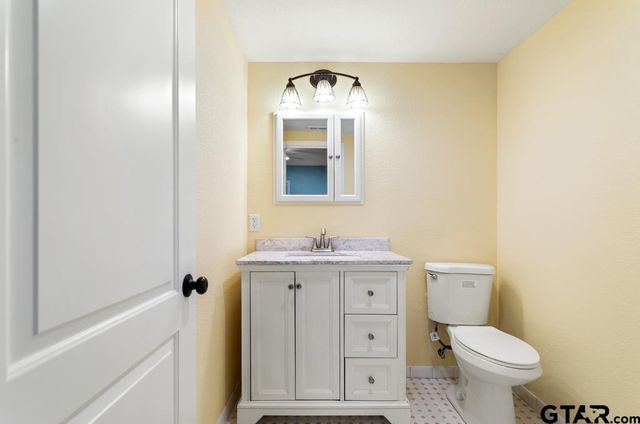 1114 W Camellia St, Tyler, TX 75701