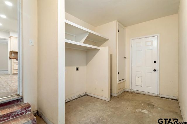 1114 W Camellia St, Tyler, TX 75701