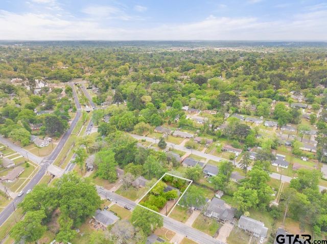 1114 W Camellia St, Tyler, TX 75701