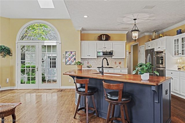 1603 E Haymarket Way, Hudson, OH 44236