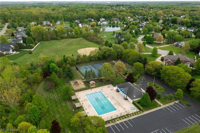 1603 E Haymarket Way, Hudson, OH 44236