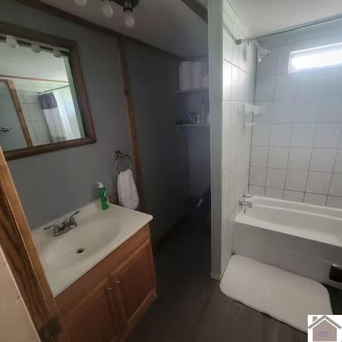 93 Deerpath Trail, Murray, KY 42071