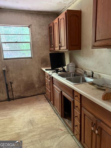 895 Ell Court, Macon, GA 31206