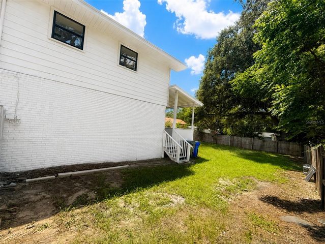 1612 MARTIN LUTHER KING JR AVENUE, Lakeland, FL 33805