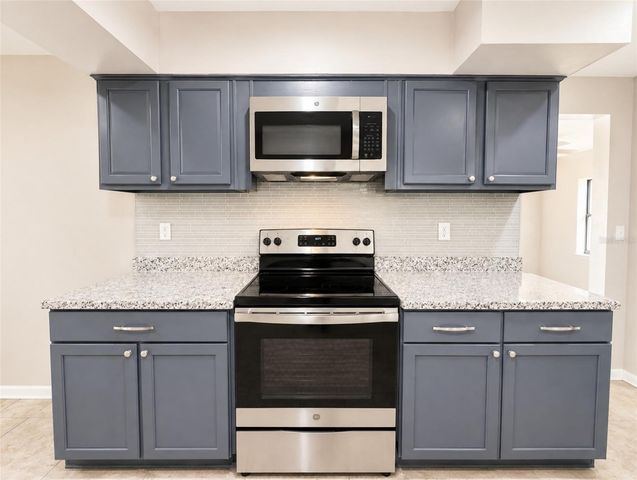 1612 MARTIN LUTHER KING JR AVENUE, Lakeland, FL 33805