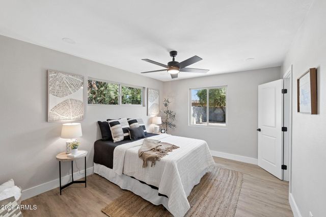 1215 W Hazelwood Street, Phoenix, AZ 85013